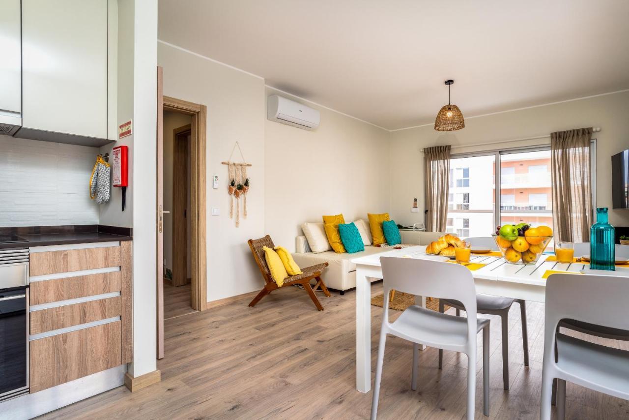 Sunny Brand New 2-Bedroom Apt - 500M From Praia Da Rocha With Ac And Pool! Портиман Экстерьер фото