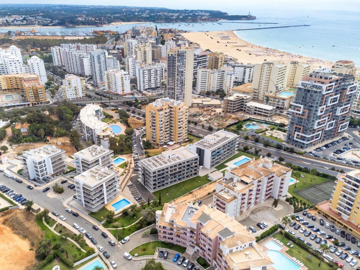 Sunny Brand New 2-Bedroom Apt - 500M From Praia Da Rocha With Ac And Pool! Портиман Экстерьер фото