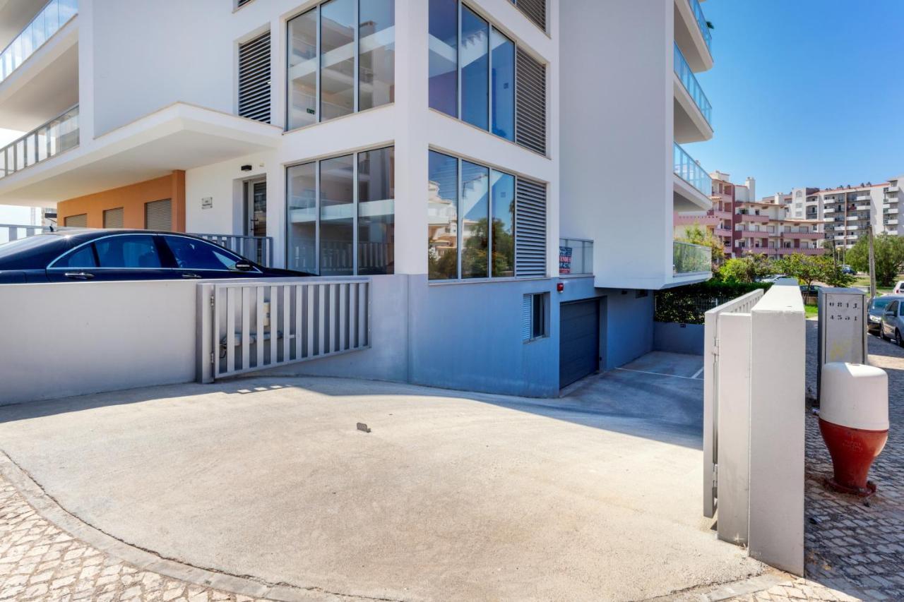 Sunny Brand New 2-Bedroom Apt - 500M From Praia Da Rocha With Ac And Pool! Портиман Экстерьер фото
